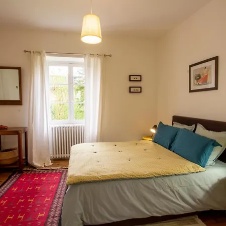 L' Ostal Casa de Férias Annesse-et-Beaulieu