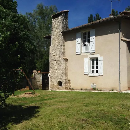 L' Ostal Holiday home