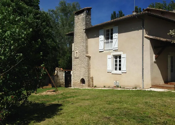 L' Ostal Casa de Férias