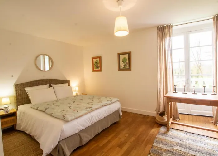 L' Ostal Casa de Férias Annesse-et-Beaulieu